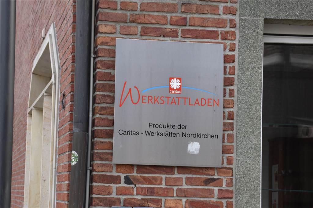 Die Woche in Werne: Impfstoff-Engpass, Markt-Regelchaos und Gerichtsurteil Der Caritas-Werkstattladen in Werne am Moormannplatz ist seit dem ersten Corona-Lockdown geschlossen.
