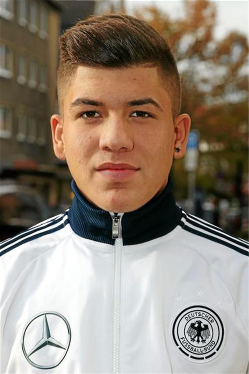 Gökhan Gül steht unter hochrangiger Beobachtung Der Castrop-Rauxeler Nachwuchsfußballer Gökhan Gül weilt noch bis Mittwoch, 15. Januar, mit der U16-Auswahl des DFB in Spanien.