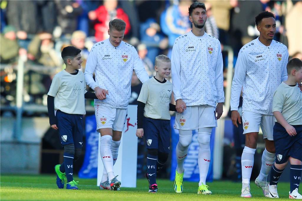 Der Castrop-Rauxeler Profi Chris Führich bereitete sich intensiv auf das Duell seines VfB Stuttgart beim VfL Bochum vor.