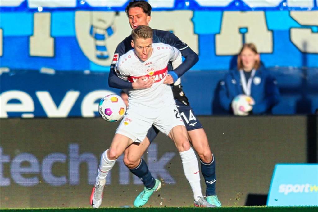 Der Castrop-Rauxeler Profi Chris Führich war rund 10,5 Kilometer unterwegs im Duell seines VfB Stuttgart beim VfL Bochum. Dieses ging mit 0:1 verloren.