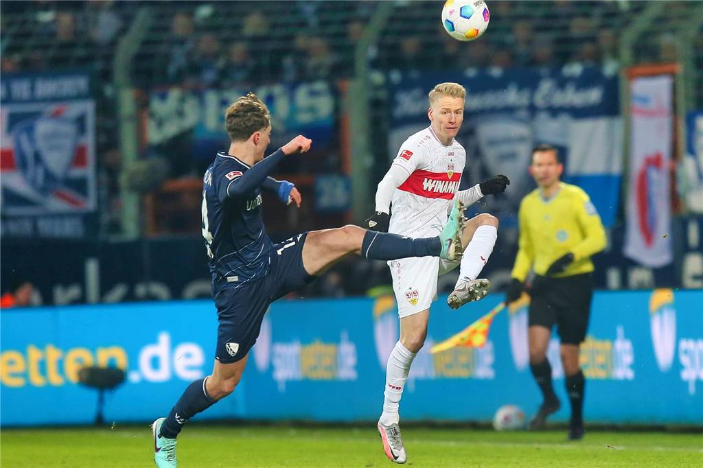 Der Castrop-Rauxeler Profi Chris Führich war rund 10,5 Kilometer unterwegs im Duell seines VfB Stuttgart beim VfL Bochum. Dieses ging mit 0:1 verloren.
