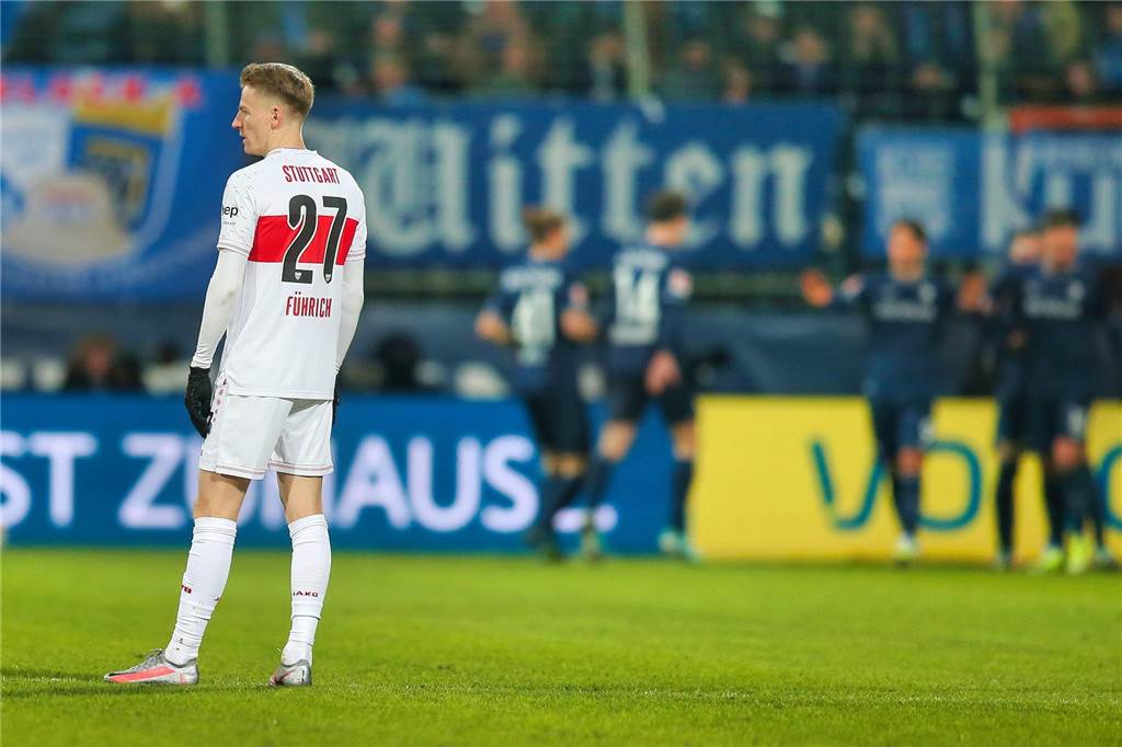 Der Castrop-Rauxeler Profi Chris Führich war rund 10,5 Kilometer unterwegs im Duell seines VfB Stuttgart beim VfL Bochum. Dieses ging mit 0:1 verloren.