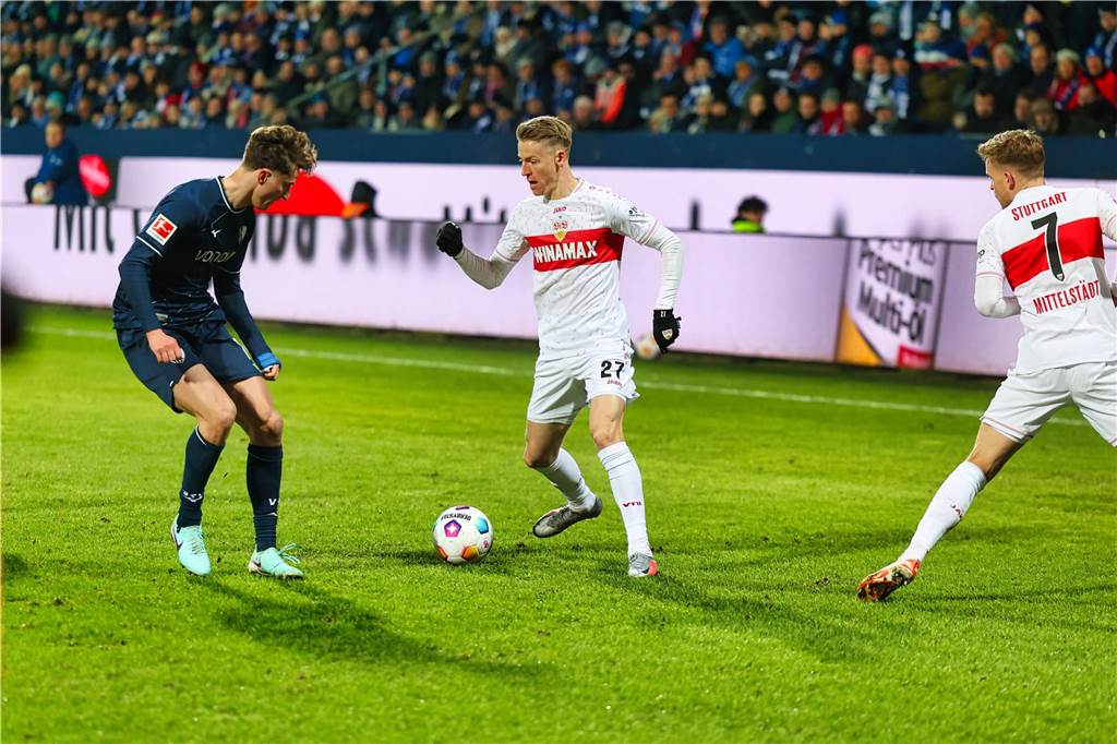 Der Castrop-Rauxeler Profi Chris Führich war rund 10,5 Kilometer unterwegs im Duell seines VfB Stuttgart beim VfL Bochum. Dieses ging mit 0:1 verloren.