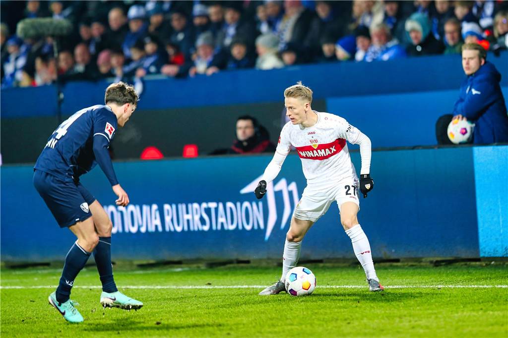 Der Castrop-Rauxeler Profi Chris Führich war rund 10,5 Kilometer unterwegs im Duell seines VfB Stuttgart beim VfL Bochum. Dieses ging mit 0:1 verloren.