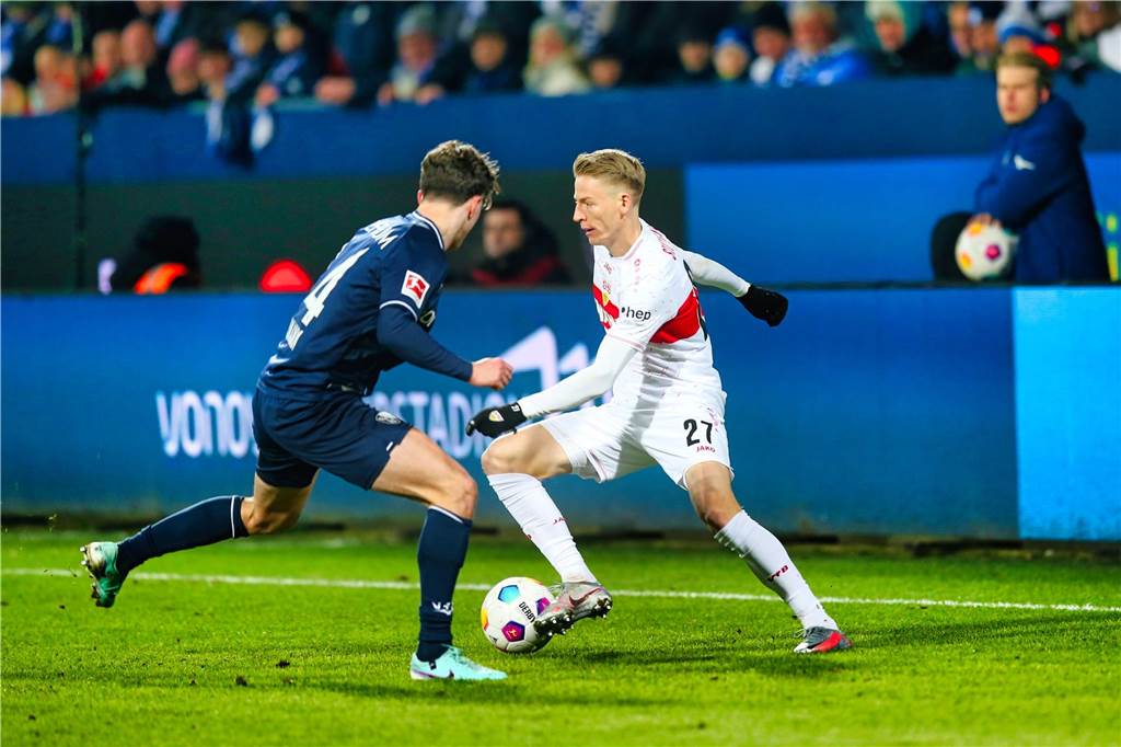Der Castrop-Rauxeler Profi Chris Führich war rund 10,5 Kilometer unterwegs im Duell seines VfB Stuttgart beim VfL Bochum. Dieses ging mit 0:1 verloren.