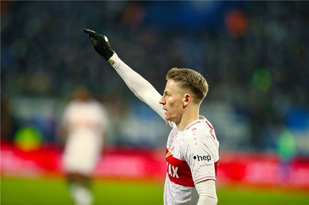 Der Castrop-Rauxeler Profi Chris Führich war rund 10,5 Kilometer unterwegs im Duell seines VfB Stuttgart beim VfL Bochum. Dieses ging mit 0:1 verloren.