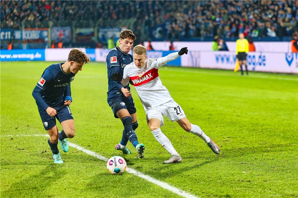 Der Castrop-Rauxeler Profi Chris Führich war rund 10,5 Kilometer unterwegs im Duell seines VfB Stuttgart beim VfL Bochum. Dieses ging mit 0:1 verloren.