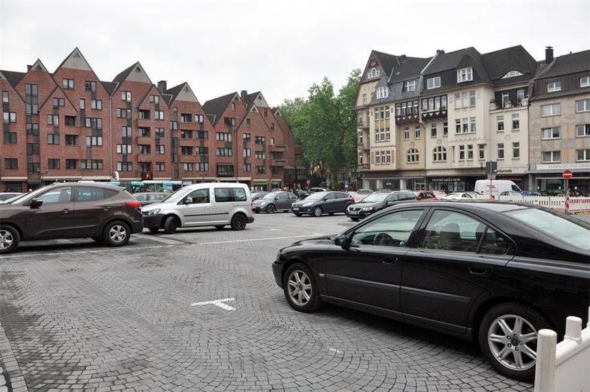 Auf Castroper Markt darf wieder geparkt werden Der Castroper Altstadt-Markt ist wieder als Parkfläche freigegeben.