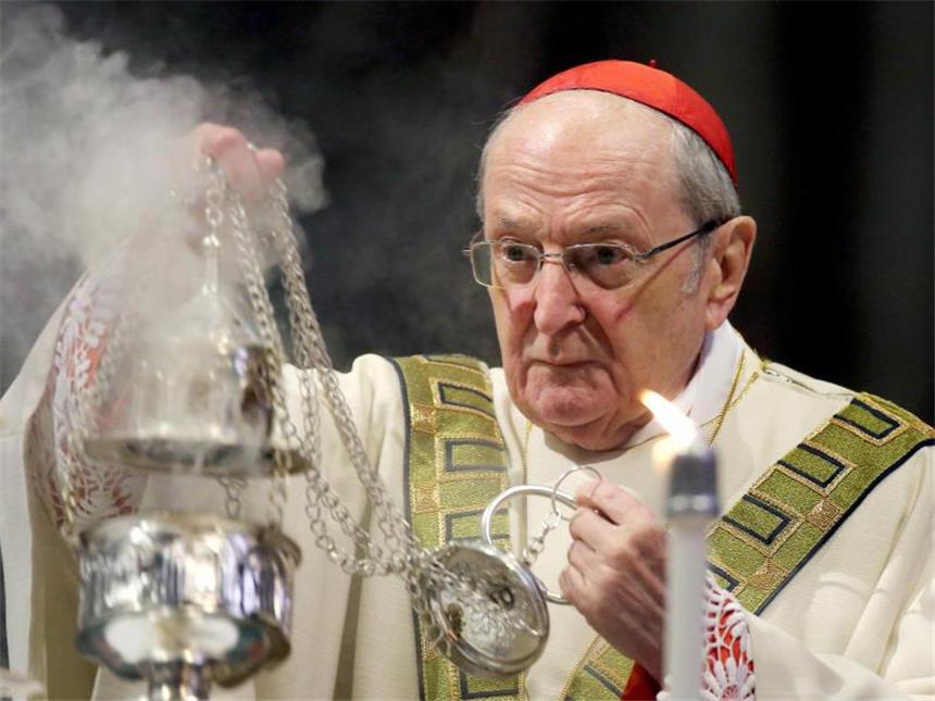 Der damalige Kölner Kardinal Joachim Meisner während eines Soldatengottesdienstes im Kölner Dom. Foto: Oliver Berg