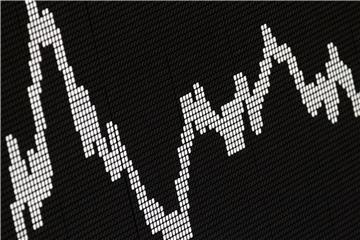 Der Deutsche Aktienindex (DAX) zeigt die Wertentwicklung der größten deutschen Unternehmen. Foto: Frank Rumpenhorst/Illustration