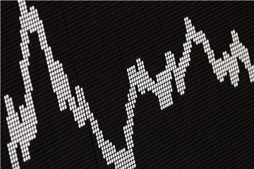 Der Deutsche Aktienindex (DAX) zeigt die Wertentwicklung der größten deutschen Unternehmen. Foto: Frank Rumpenhorst/Illustration