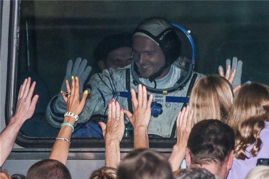 Merkel wünscht Gerst alles Gute Der deutsche Astronaut Alexander Gerst hebt in wenigen Tagen wieder ab. Foto (2014): Sergei Ilnitsky Foto: Sergei Ilnitsky