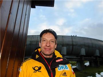 Der deutsche Bundestrainer Christoph Langen setzt auf das Rotationsprinzip. Foto: Thomas Eisenhuth