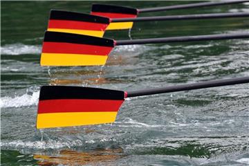 Der Deutschland-Achter hat das Weltcuprennen in Linz vor Olympiasieger Großbritannien und den Niederlanden gewonnen. Foto: Caroline Seidel