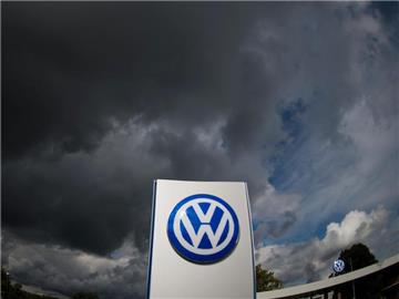 Der Diesel-Skandal in den USA könnte für VW noch deutlich teurer werden als bisher erwartet. Foto: Julian Stratenschulte