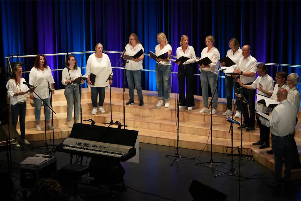 Musik und Engagement: Drei Pop-Chöre begeisterten bei Benefiz-Konzert Mixed Pickles