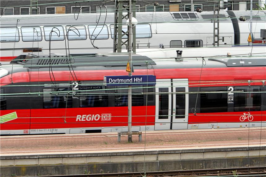 Elend und Polizeieinsätze an der Drehscheibe der Bahn Der Dortmunder Hauptbahnhof ist eine wichtige Verbindung im nationalen und internationalen Bahnverkehr.