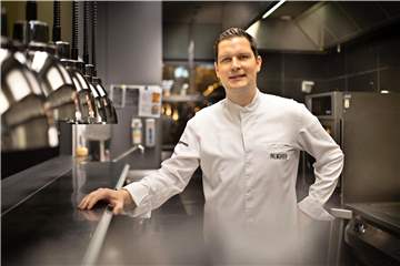 Der Dortmunder Sternekoch Michael Dyllong verzichtet in seinen Restaurants im Sinne der Nachhaltigkeit bereits häufig auf Fisch und Fleisch als Zutat.