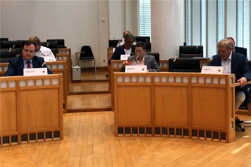 Re-Live: Dortmunds Stadtspitze informiert über die aktuelle Lage Der Dortmunder Verwaltungsvorstand spricht in einer Pressekonferenz über die aktuelle Lage in der Stadt.