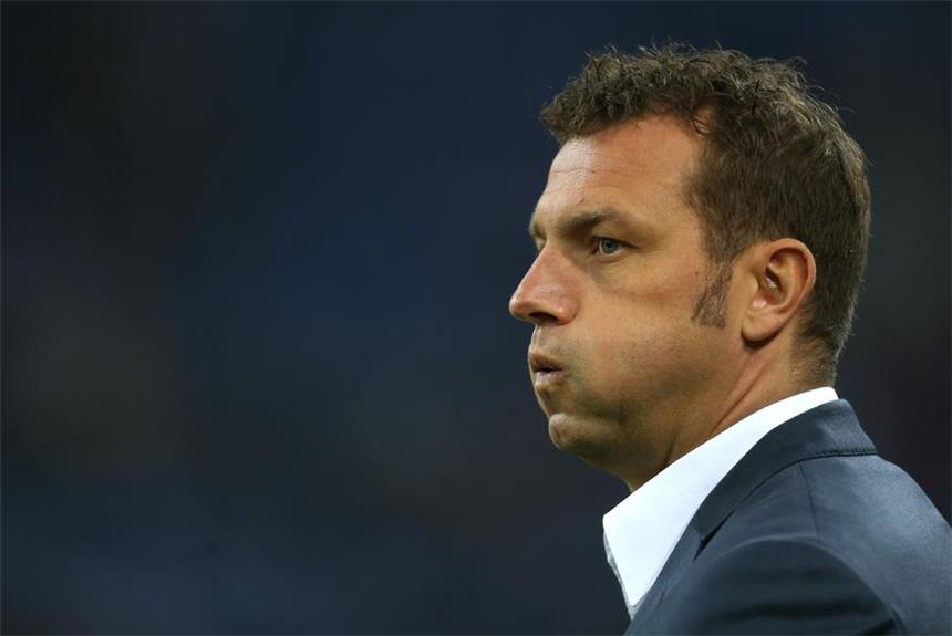 Große Abschiedswelle am Saisonende möglich Der Druck auf Markus Weinzierl wächst.