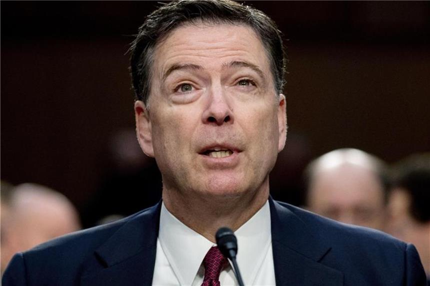 Ex-FBI-Chef Comey und Trump beleidigen sich gegenseitig Der ehemalige FBI-Direktor James Comey spricht bei seiner Anhörung vor dem Geheimdienstausschuss des US-Senats in Washington. Foto: Andrew Harnik/AP/Archiv