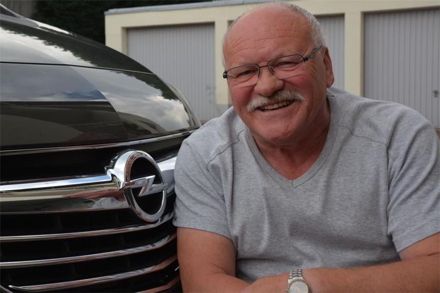 "Es tut weh": Nach Schließung des Opel-Werks Der ehemalige Opelaner Franz Buschek meidet bis heute den Weg nach Bochum-Langendreer. „Das guck ich mir nicht an, das tut immer noch zu weh“, sagt er.