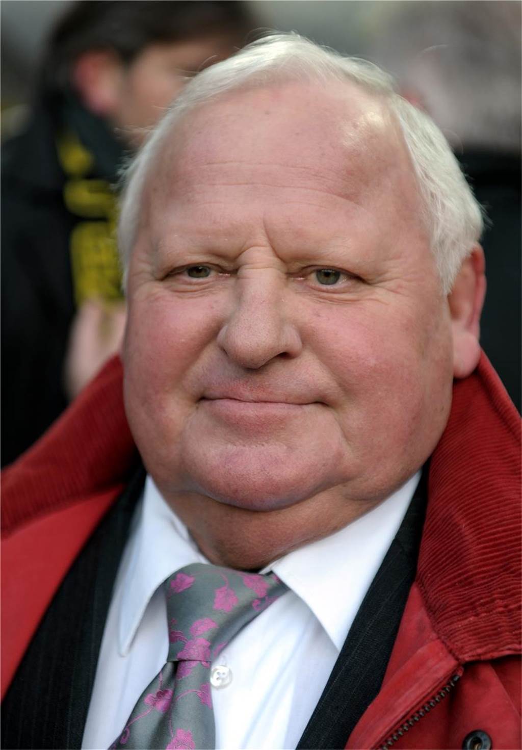 Legende des BVB und Holzwickeder SC wird gewürdigt Der ehemalige Spieler von Borussia Dortmund Dieter „Hoppy“ Kurrat beim Spiel des BVB gegen den SC Freiburg am 19. Dezember 2009 - dem hundertszen Geburtstag des Bundesligisten.