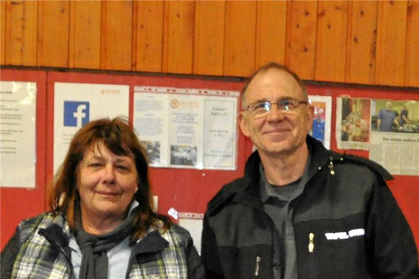 Tafel-Mitarbeiter sehen keine andere Möglichkeit als die Schließung Der ehrenamtlichen Vorsitzenden der Tafel Ulrike Trümper und dem Lüner Ansprechtpartner Gerd-Peter Grundmann fiel die Entscheidung nicht leicht, die Ausgabestelle in Gahmen vorübergehend zu schließen.