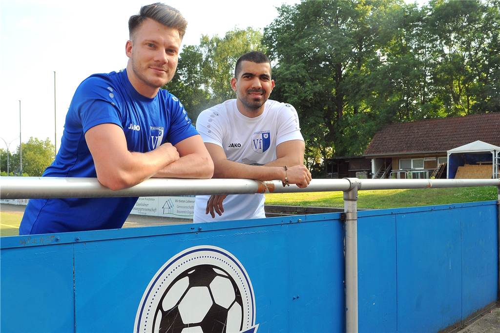 Verrückt! Ein Spieler aus Panama wechselt zum VfL Schwerte Der eine lebte zuletzt in Mexiko, der andere kommt aus Panama: Lukas Severin (li.) und Mario Alvarado, Neuzugänge des VfL Schwerte.