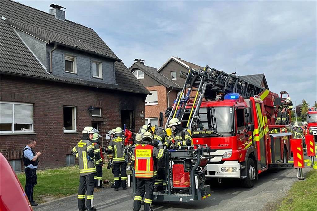 Freiwillige Feuerwehr: Führungswechsel ist von langer Hand geplant Der Einsatz am Heitkamp „hat sich eingebrannt“, sagt der Feuerwehrchef in seiner Bilanz 2022. In letzter Sekunde konnte die Wehr einen gehbehinderten Mann retten.