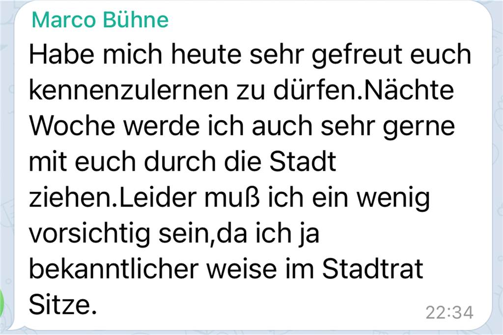 „Querdenker“ in Dorstens Innenstadt erwischt - Ratsmitglied mittendrin Der Eintrag von Marco Bühne in einer Dorstener Gruppe eines Messenger-Dienstes