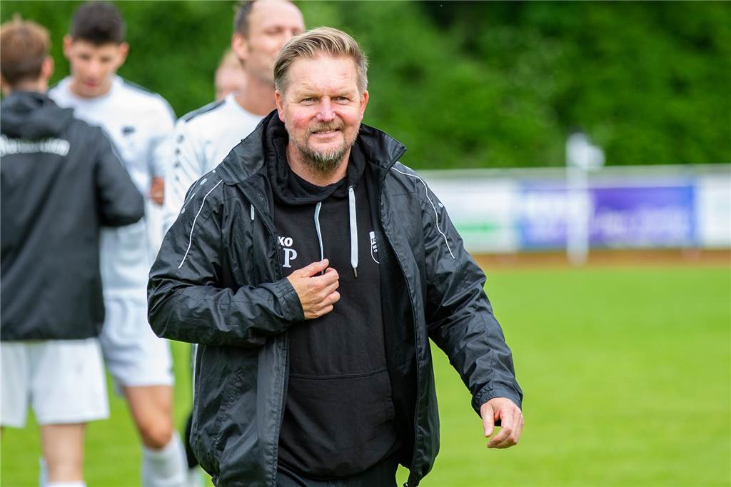 Die Gewinner und Verlierer des Jahres 2022: Überragende Leistungen und Pechvögel Der Erfolg des FC Nordkirchen ist eng mit dem Namen von Trainer Mario Plechaty verbunden.