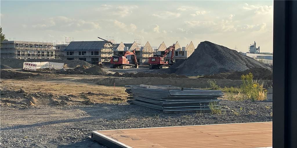 Riesenbauprojekt in Castrop-Rauxel: Nun sind wieder freie Häuser zu haben Der erste Bauabschnitt im Beerenbruchviertel läuft auf vollen Touren.