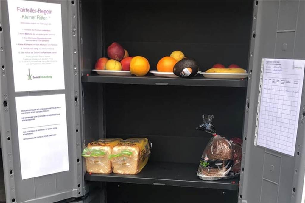 Foodsharing jetzt auch in Selm: Dorfladen macht mit, erster Fairteiler steht Der erste Fairteiler in Selm sieht so aus: Er steht an der Haus-Berge-Straße.