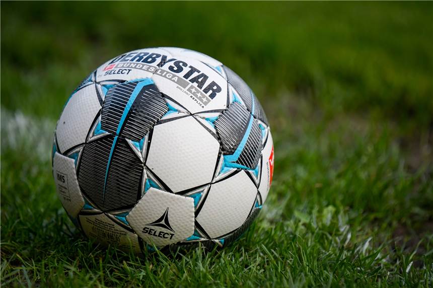 Entscheidung getroffen: Der erste Amateurfußballverband bricht die Saison ab Der erste Fußballverband hat die Saison beendet.
