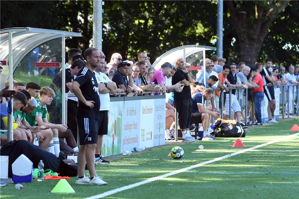Der erste Spieltag der Saison 24/25 ist durch. Hier sind die 116 besten Fotos von Fotograf Volker Engel.