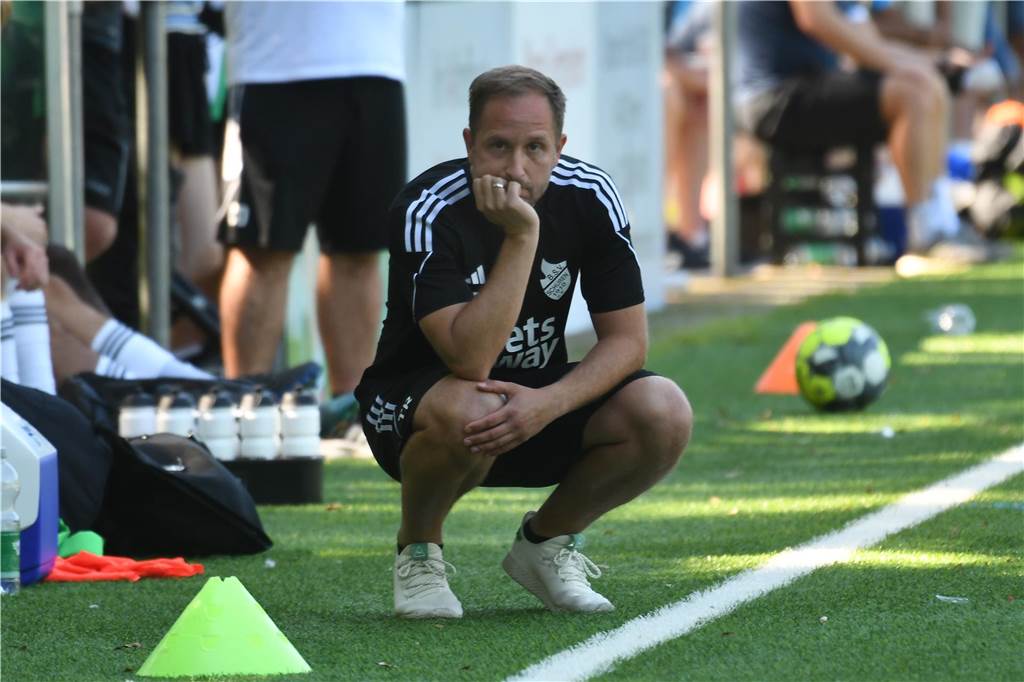 Der erste Spieltag der Saison 24/25 ist durch. Hier sind die 116 besten Fotos von Fotograf Volker Engel.