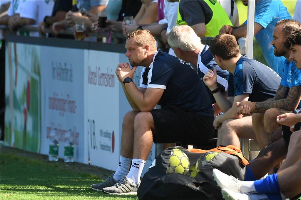 Der erste Spieltag der Saison 24/25 ist durch. Hier sind die 116 besten Fotos von Fotograf Volker Engel.