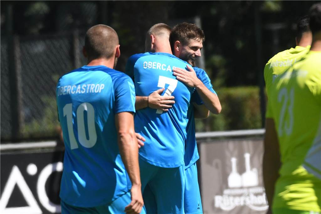 Der erste Spieltag der Saison 24/25 ist durch. Hier sind die 116 besten Fotos von Fotograf Volker Engel.
