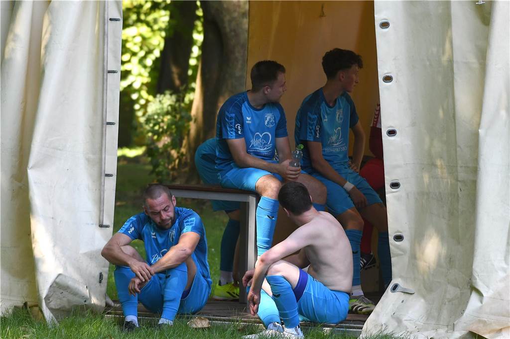 Der erste Spieltag der Saison 24/25 ist durch. Hier sind die 116 besten Fotos von Fotograf Volker Engel.