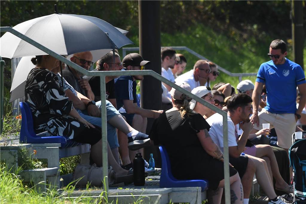 Der erste Spieltag der Saison 24/25 ist durch. Hier sind die 116 besten Fotos von Fotograf Volker Engel.