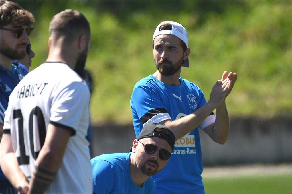 Der erste Spieltag der Saison 24/25 ist durch. Hier sind die 116 besten Fotos von Fotograf Volker Engel.