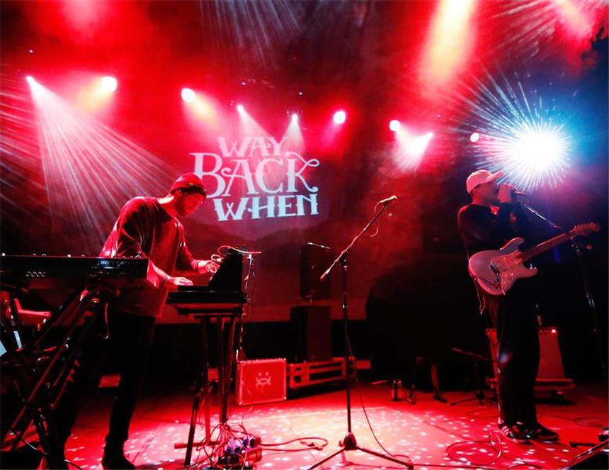 Das war der erste Abend vom "Way Back When"-Festival Der erste Tag beim "Way Back When"-Festival 2016: Gundelach im FZW.