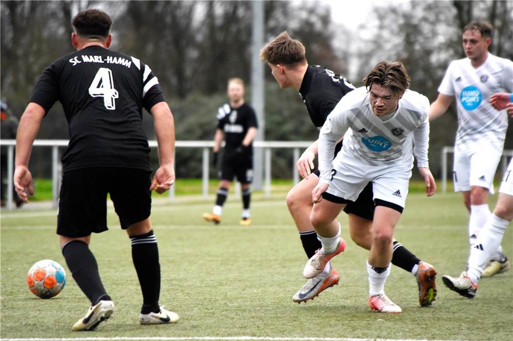 Der ETuS Haltern ist mit einem 5:0-Testspielsieg ins Jahr 2025 gestartet. Schon zur Pause stand es gegen den SC Marl-Hamm 4:0.