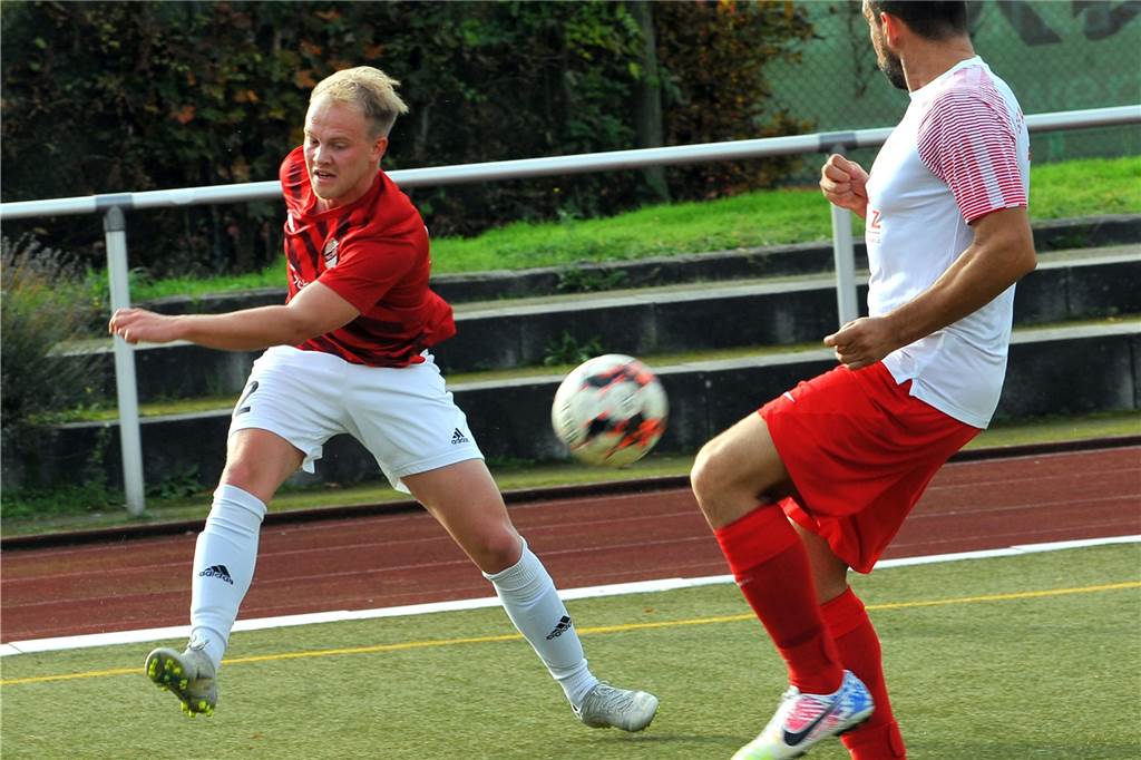 Der ETuS/DJK Schwerte hat gegen Ay Yildiz Derne mit 2:0 gewonnen.