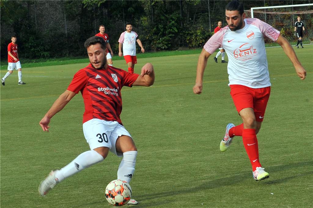 Der ETuS/DJK Schwerte hat gegen Ay Yildiz Derne mit 2:0 gewonnen.