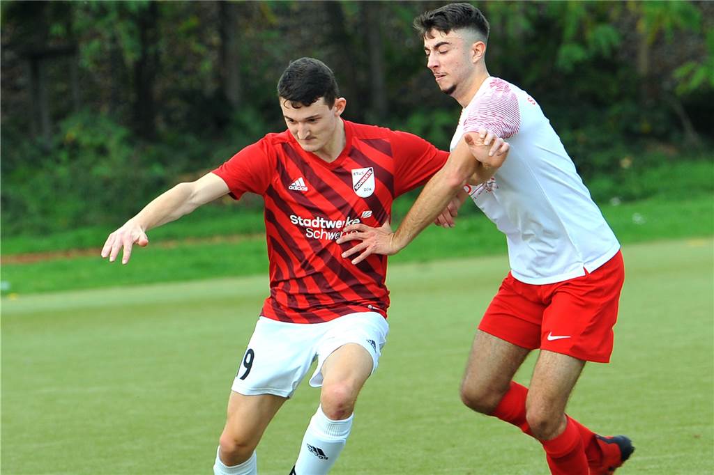 Der ETuS/DJK Schwerte hat gegen Ay Yildiz Derne mit 2:0 gewonnen.