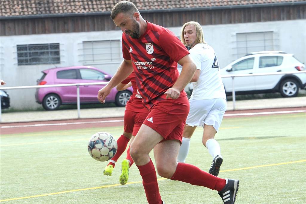 Der ETuS/DJK Schwerte hat gegen den Hörder SC II mit 7:0 gewonnen.