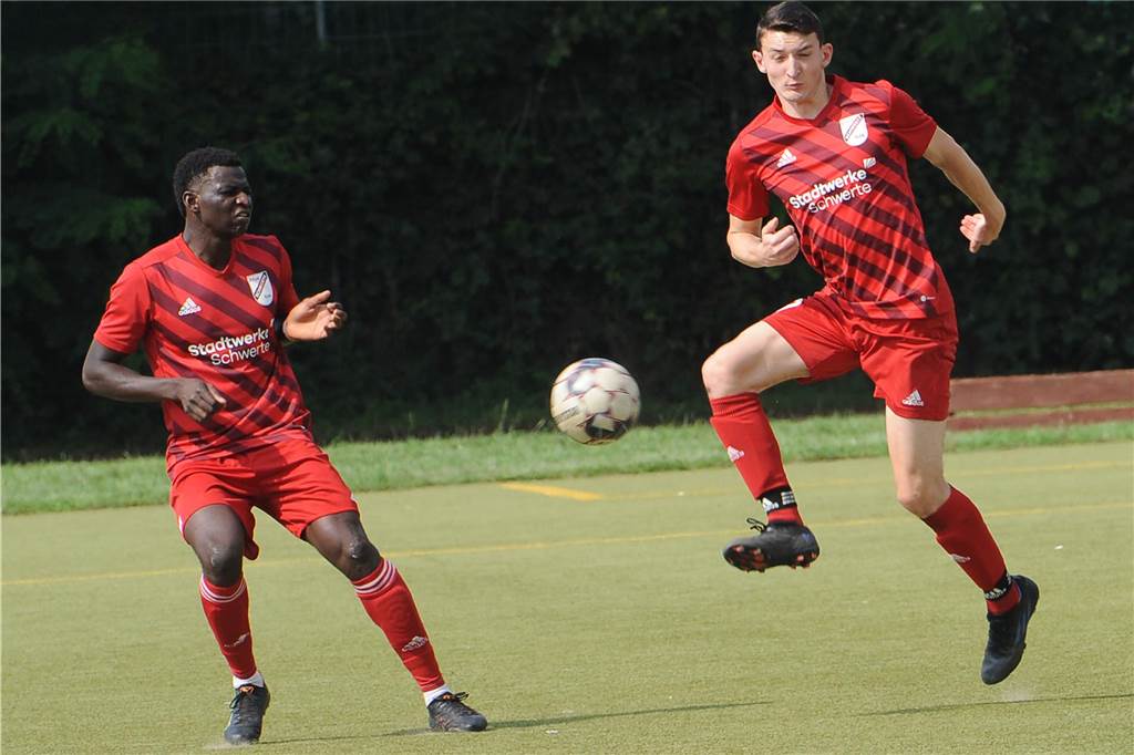 Der ETuS/DJK Schwerte hat gegen den Hörder SC II mit 7:0 gewonnen.