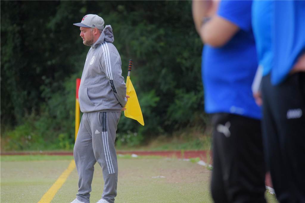 Der ETuS/DJK Schwerte hat gegen den SV Deilinghofen-Sundwig mit 2:4 verloren.